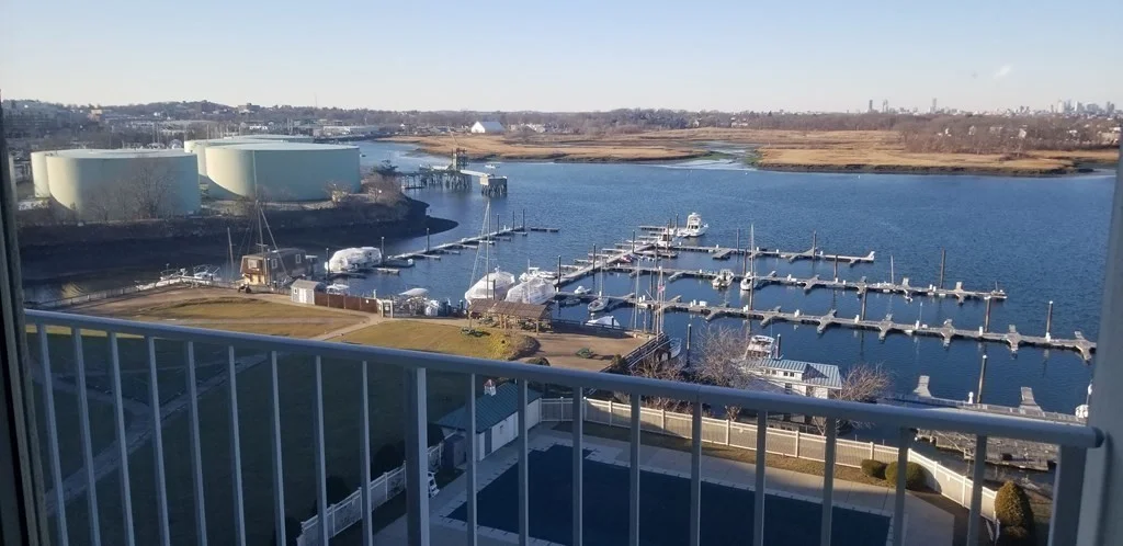 2 bed, 2 bath apartment for rent at 200 Cove Way Unit 905, Quincy — photo 1 of 10
