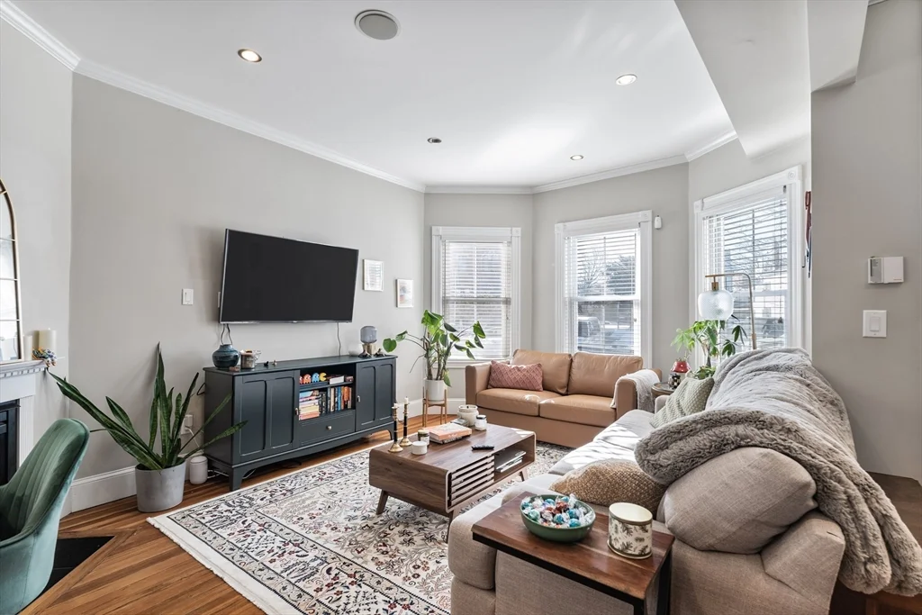 2 bed, 1 bath apartment for rent at 200 Emerson St Unit 1, South Boston — photo 1 of 15