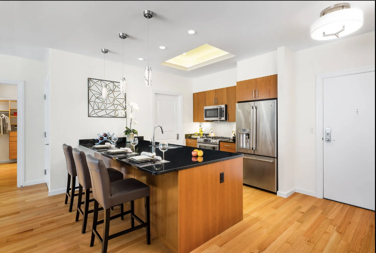 2 bed, 2.5 bath apartment for rent at 200 Estate Dr Unit 329, Chestnut Hill — photo 3 of 6