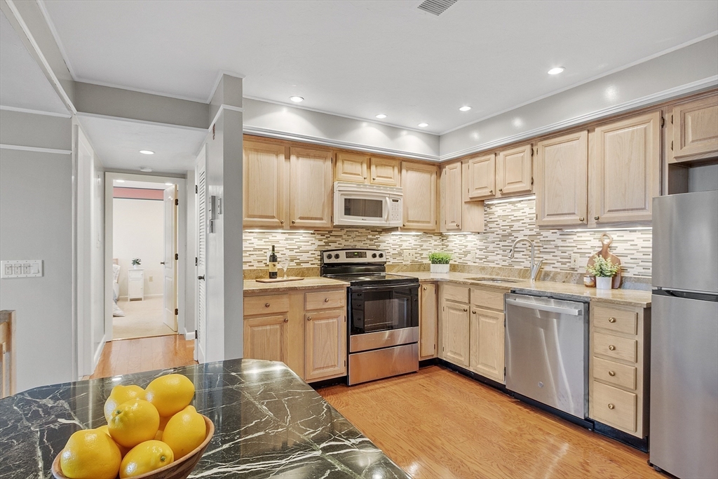 2 bed, 2 bath apartment for rent at 200 Falls Blvd Unit D108, Quincy — photo 1 of 22