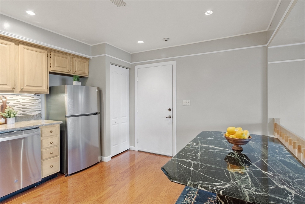 2 bed, 2 bath apartment for rent at 200 Falls Blvd Unit D108, Quincy — photo 4 of 22