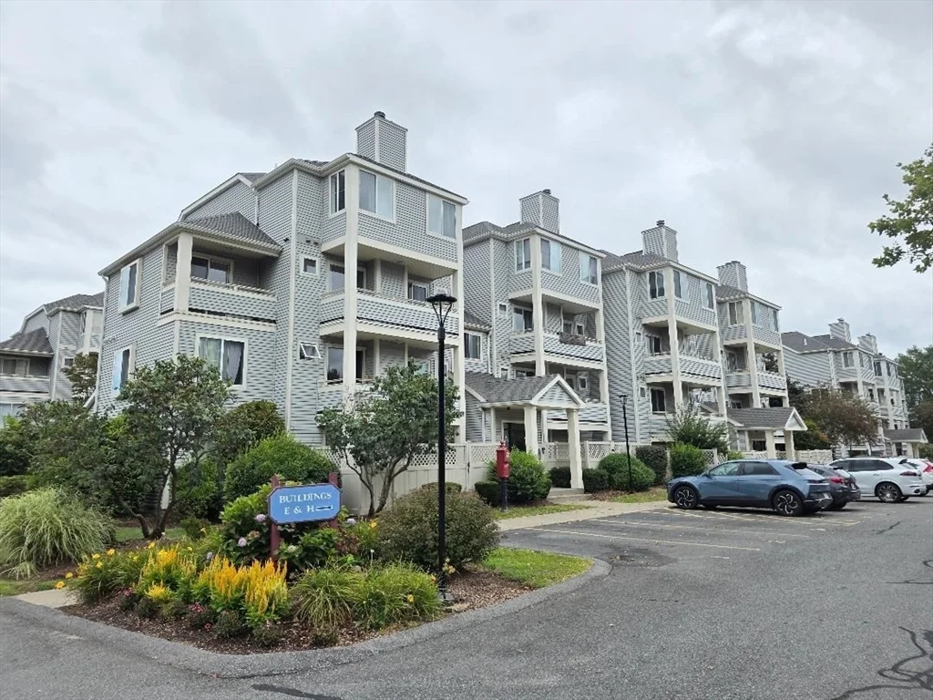 2 bed, 1 bath apartment for rent at 200 Falls Blvd Unit E107, Quincy — photo 1 of 31