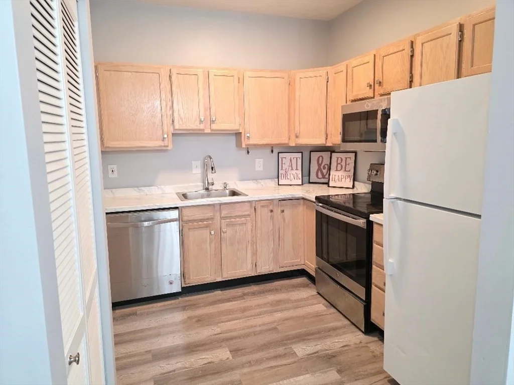 2 bed, 1 bath apartment for rent at 200 Falls Blvd Unit E107, Quincy — photo 23 of 31