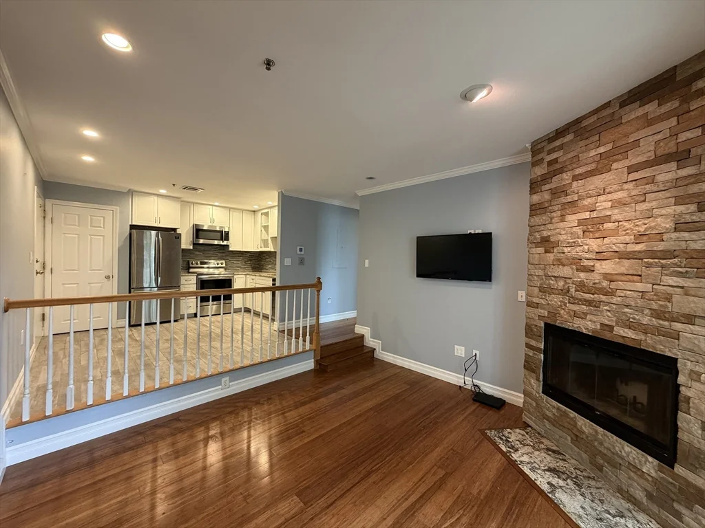 2 bed, 2 bath apartment for rent at 200 Falls Blvd Unit H103, Quincy — photo 5 of 14
