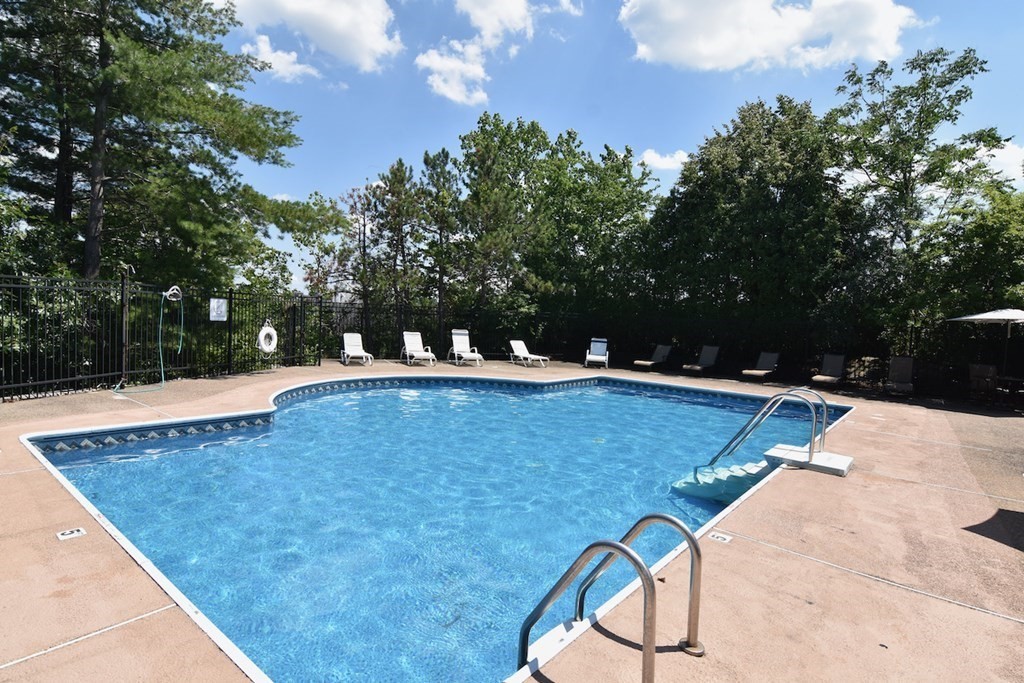 1 bed, 1 bath apartment for rent at 200 Falls Boulevard Unit E108, Quincy — photo 2 of 20