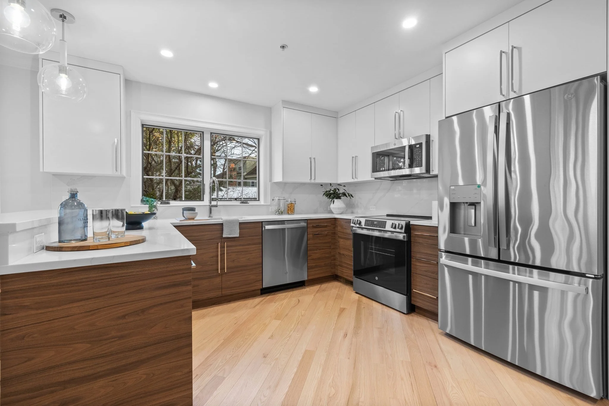 3 bed, 2 bath apartment for rent at 200 Fayette Unit 1, Watertown — photo 8 of 17