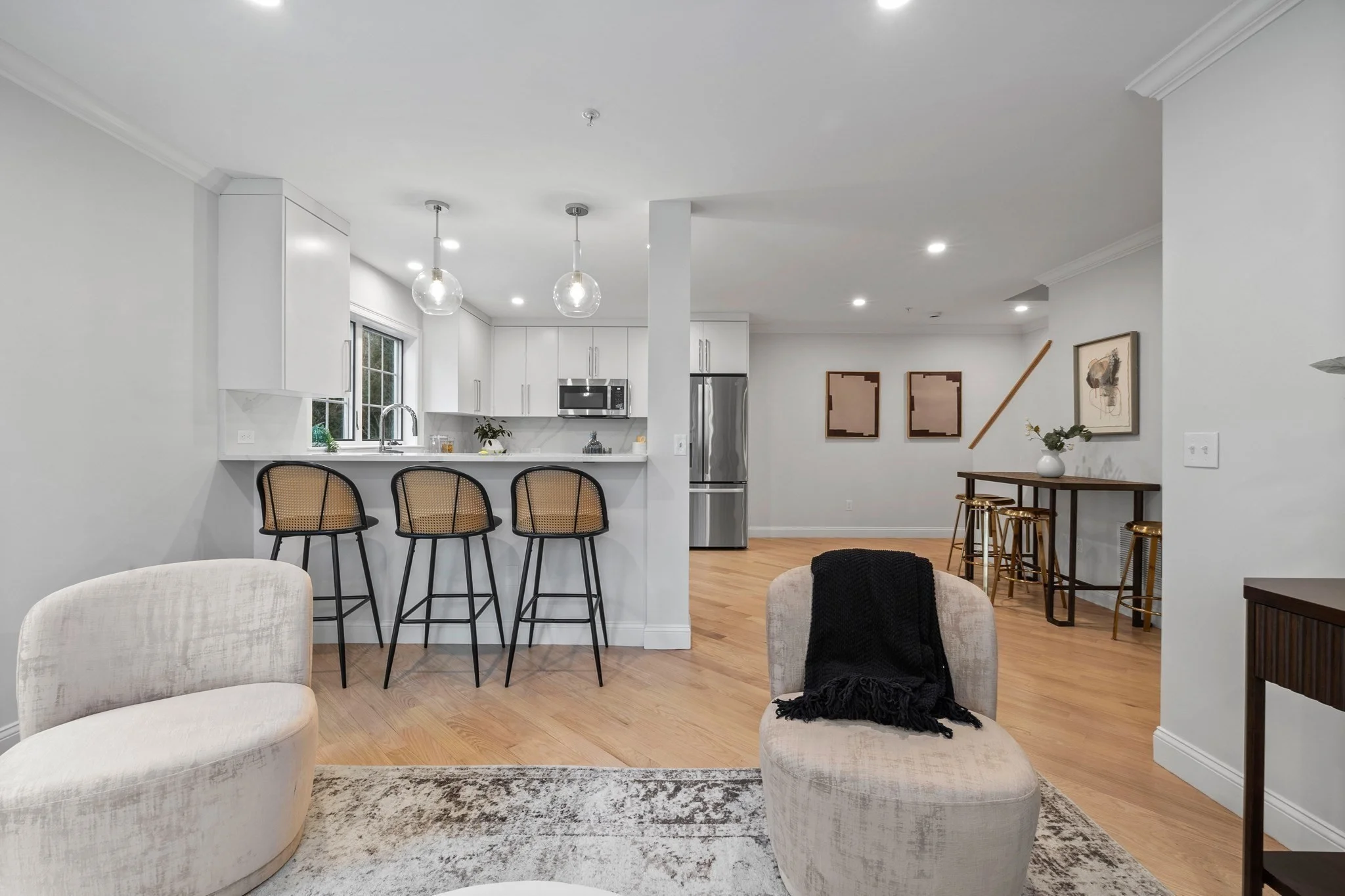 3 bed, 2 bath apartment for rent at 200 Fayette Unit 1, Watertown — photo 3 of 17