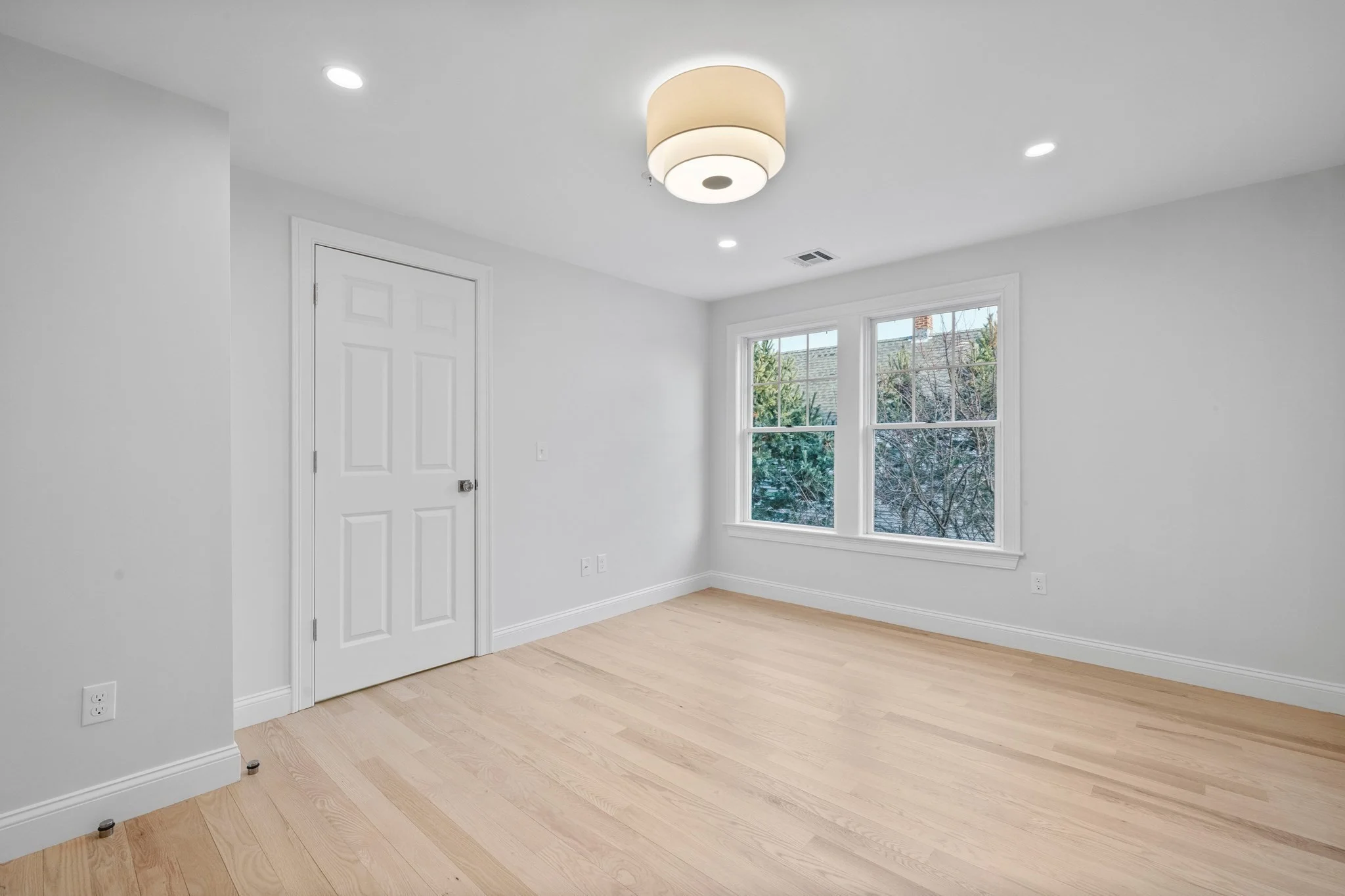 3 bed, 2 bath apartment for rent at 200 Fayette Unit 1, Watertown — photo 13 of 17