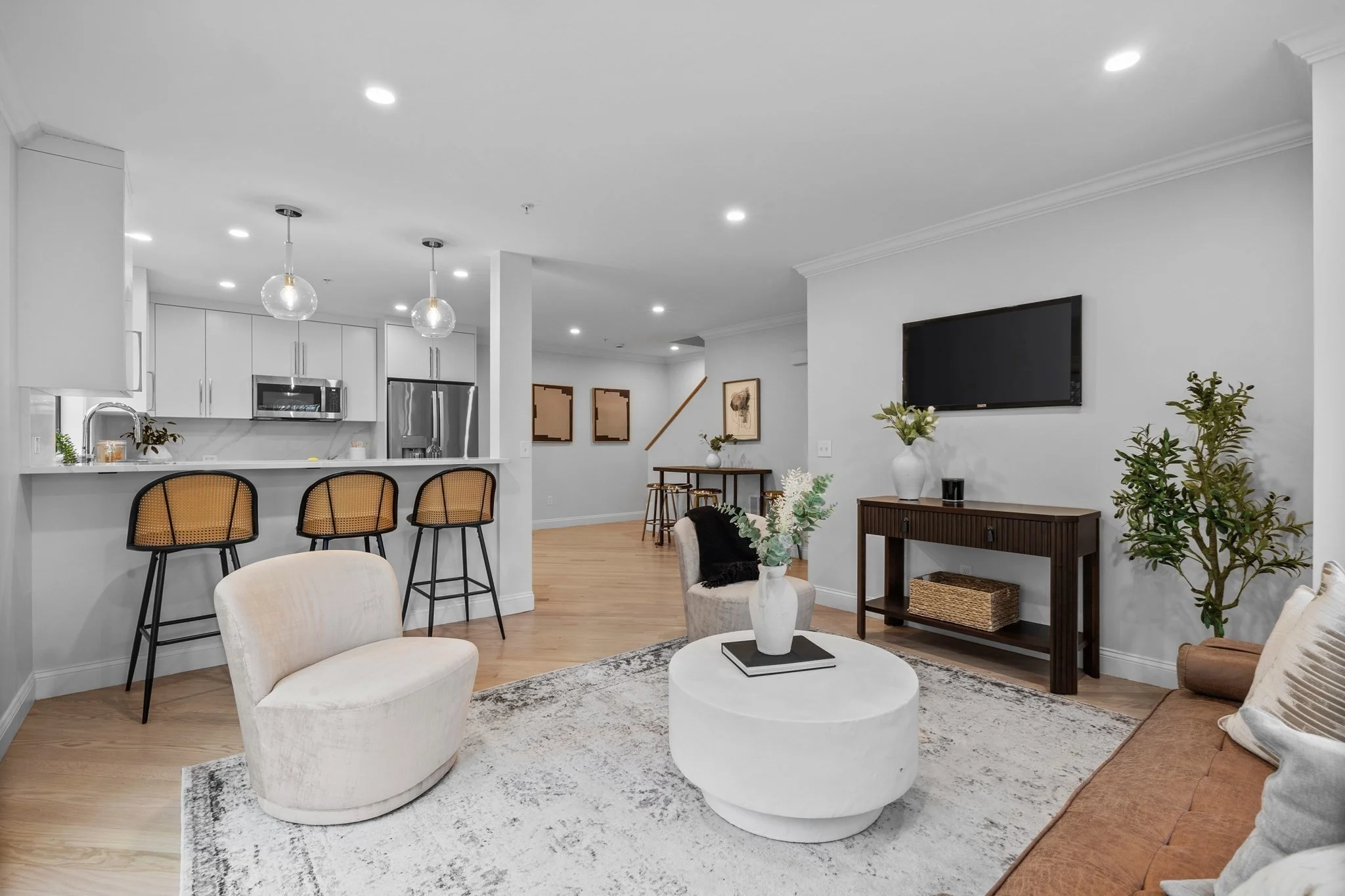 3 bed, 2 bath apartment for rent at 200 Fayette Unit 1, Watertown — photo 5 of 17