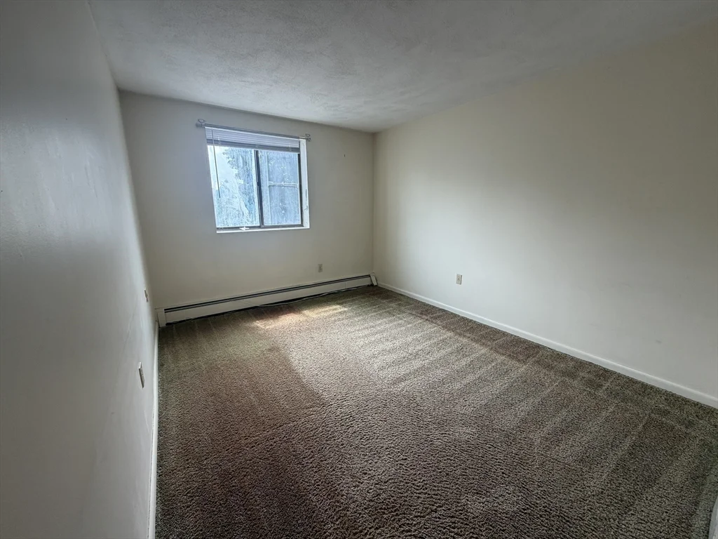 2 bed, 1 bath apartment for rent at 200 Governor's Dr Unit 13, Winthrop — photo 8 of 10