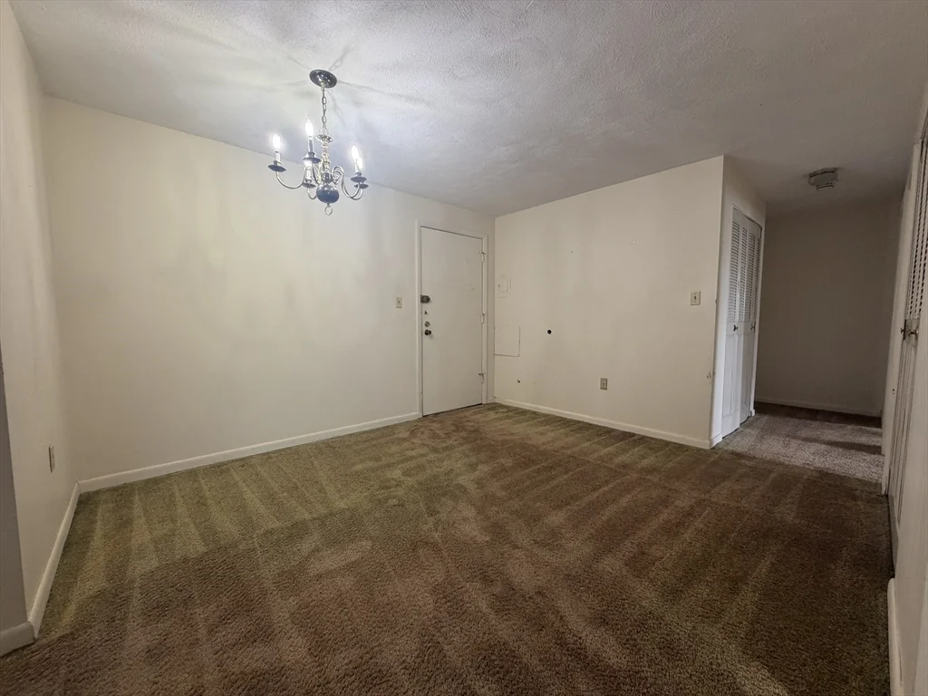 2 bed, 1 bath apartment for rent at 200 Governor's Dr Unit 13, Winthrop — photo 2 of 10