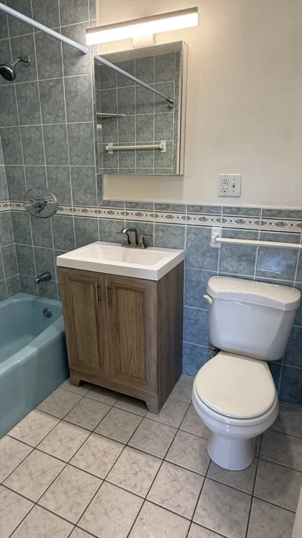 2 bed, 1 bath apartment for rent at 200 Governors Park Unit 35, Winthrop — photo 14 of 18