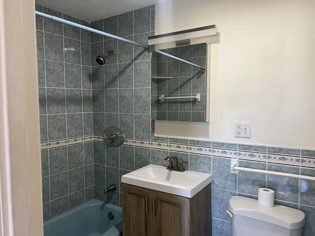 2 bed, 1 bath apartment for rent at 200 Governors Park Unit 35, Winthrop — photo 15 of 18