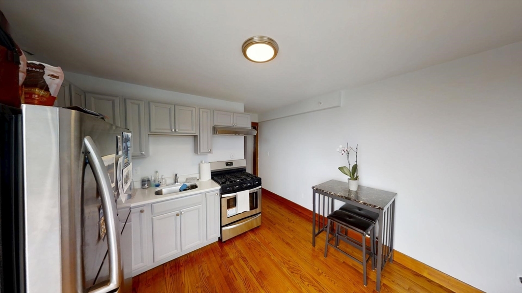 1 bed, 1 bath apartment for rent at 200 Harris St Unit 2, Revere — photo 2 of 14