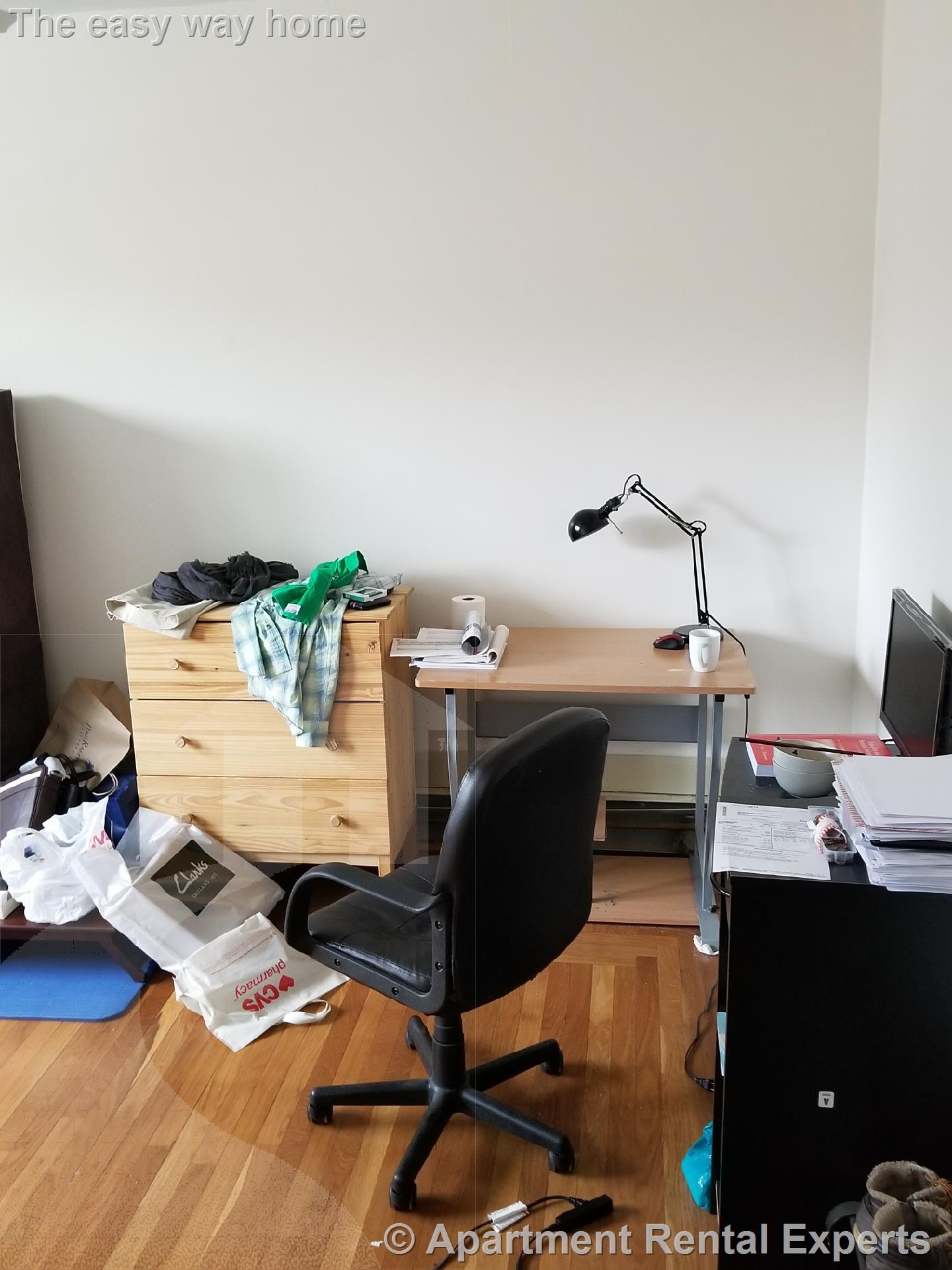 6 bed, 3 bath apartment for rent at 200 Harvard St, Tufts — photo 3 of 3