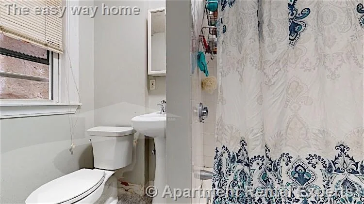 3 bed, 1 bath apartment for rent at 200 Harvard St Unit 1, Central Square — photo 4 of 9