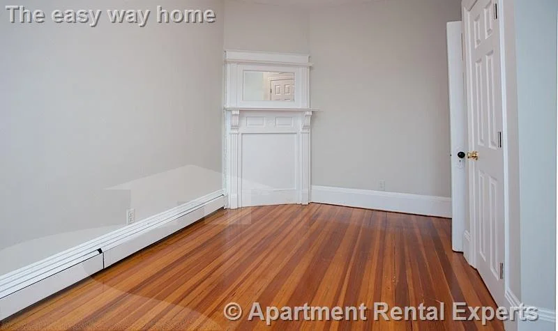 4 bed, 1 bath apartment for rent at 200 Harvard St Unit 3, Central Square — photo 3 of 8
