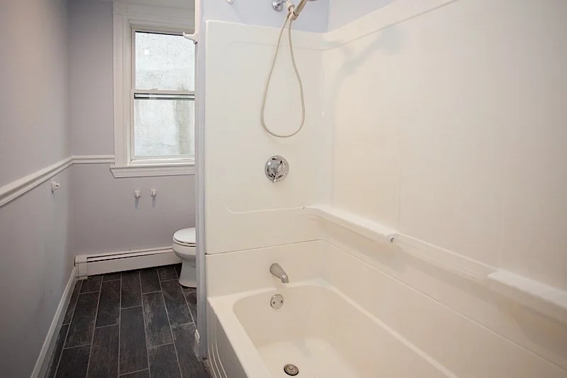 4 bed, 1 bath apartment for rent at 200 Harvard Unit 4, Central Square — photo 5 of 11