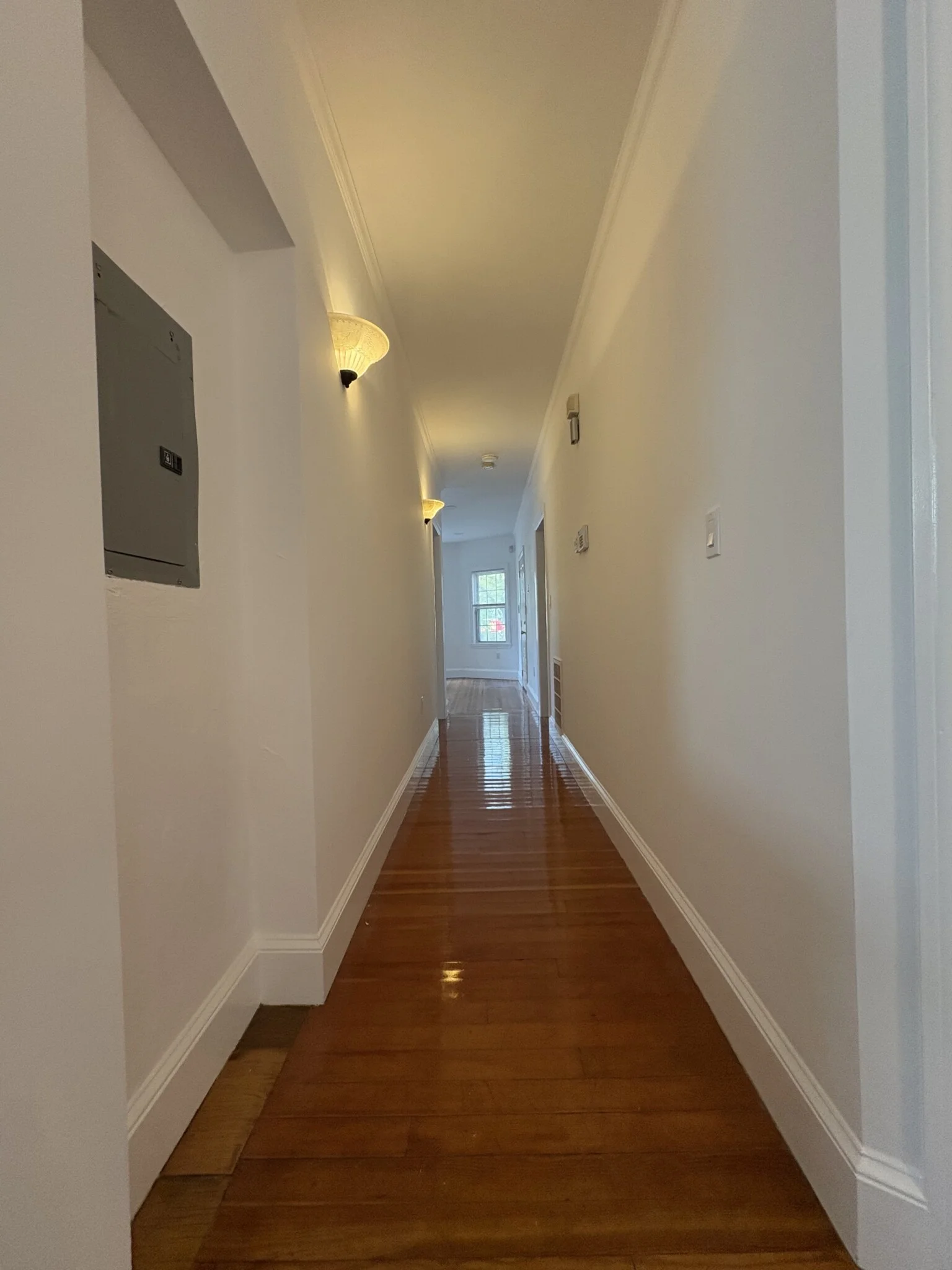 4 bed, 2 bath apartment for rent at 200 Hyde Park Ave Unit 1, Jamaica Plain — photo 5 of 20
