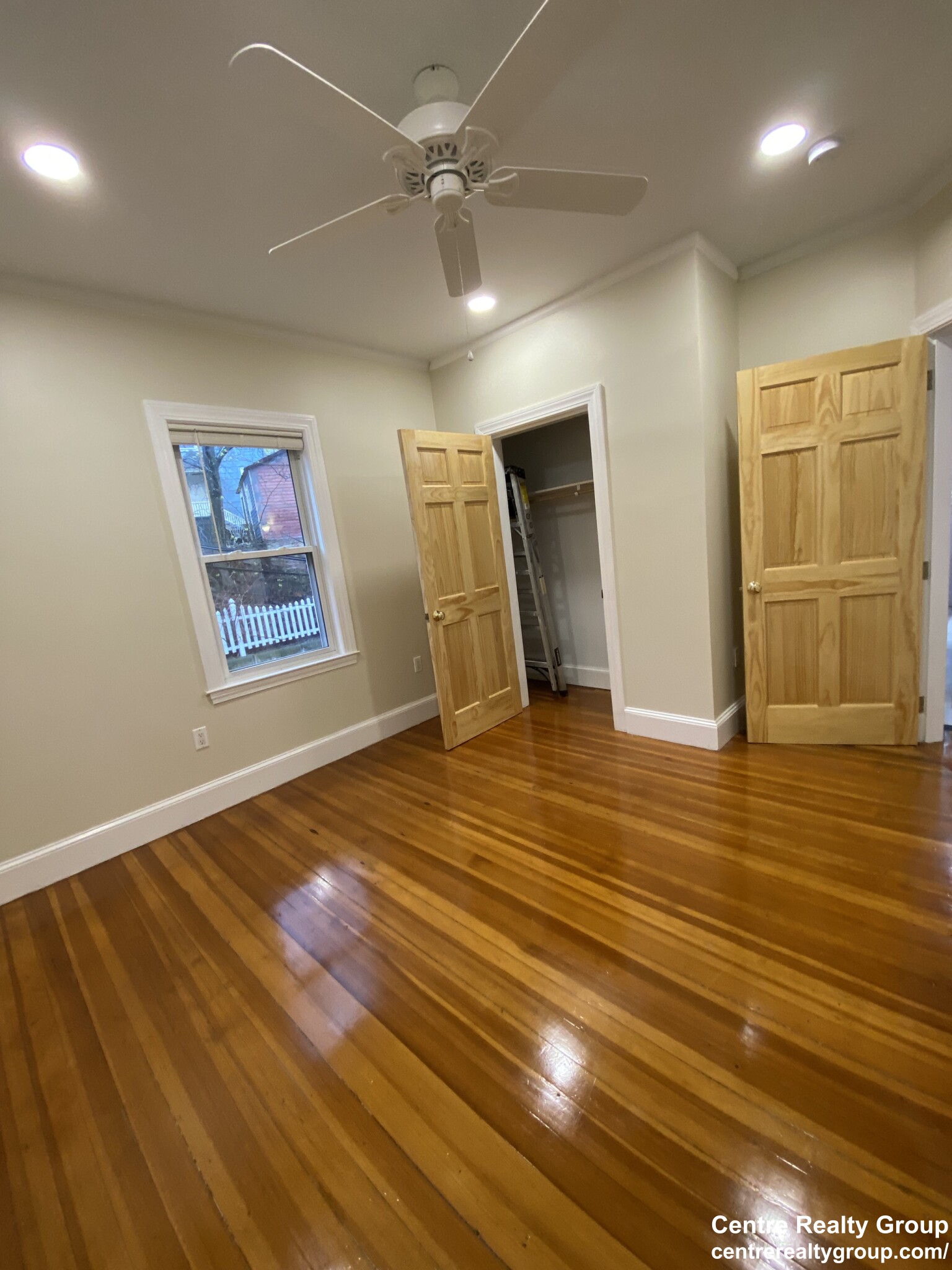 4 bed, 2 bath apartment for rent at 200 Hyde Park Ave Unit 2, Jamaica Plain — photo 15 of 19