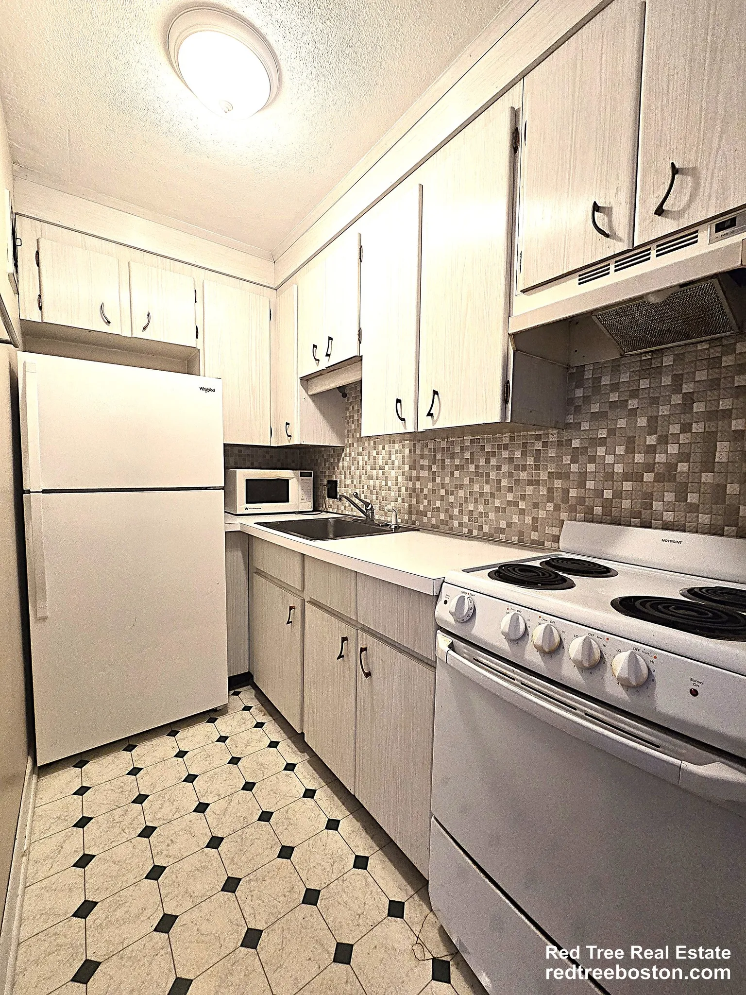 1 bed, 1 bath apartment for rent at 200 Kelton St Unit 14A, Allston — photo 4 of 15