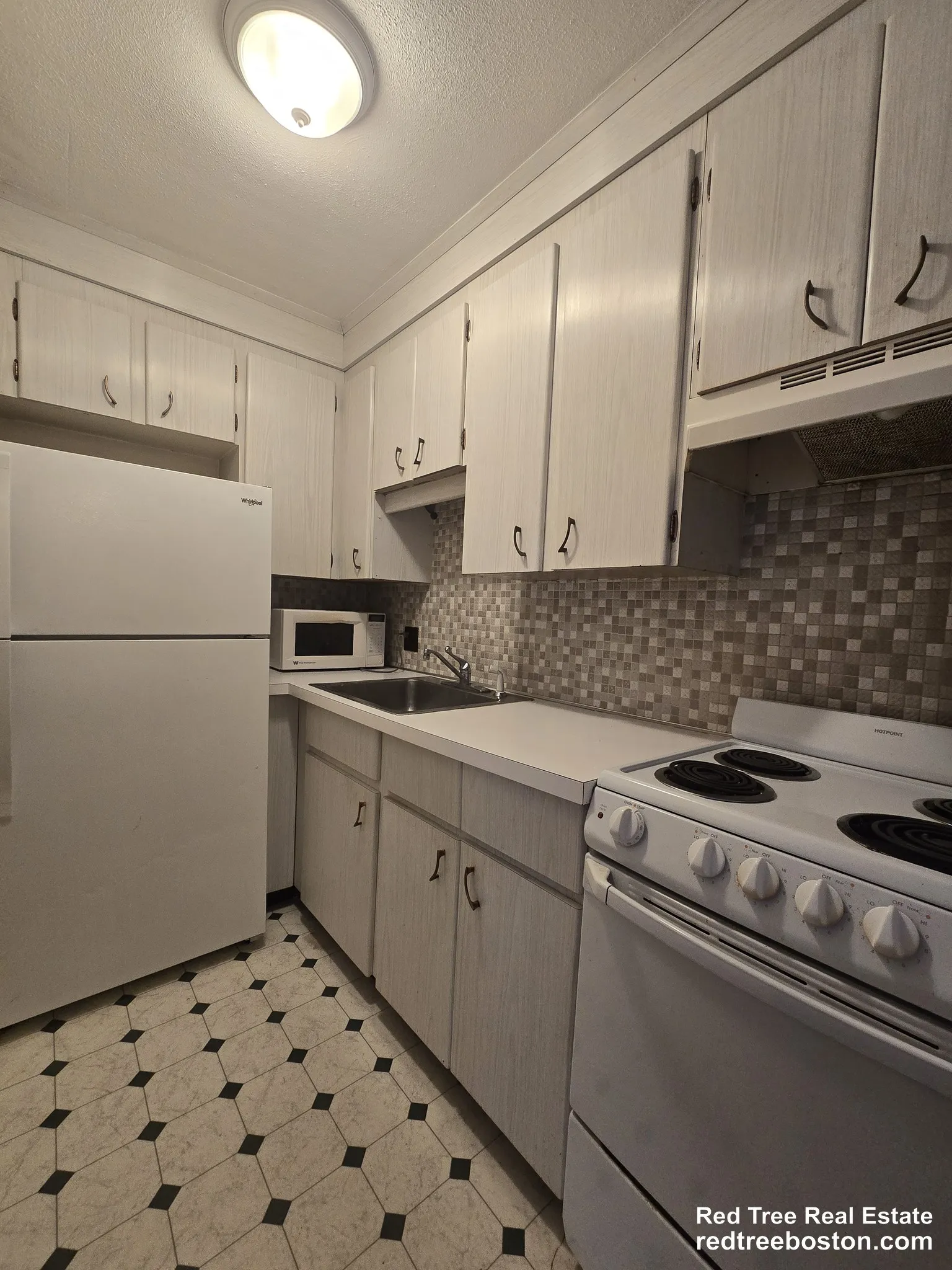 1 bed, 1 bath apartment for rent at 200 Kelton St Unit 14A, Allston — photo 5 of 15
