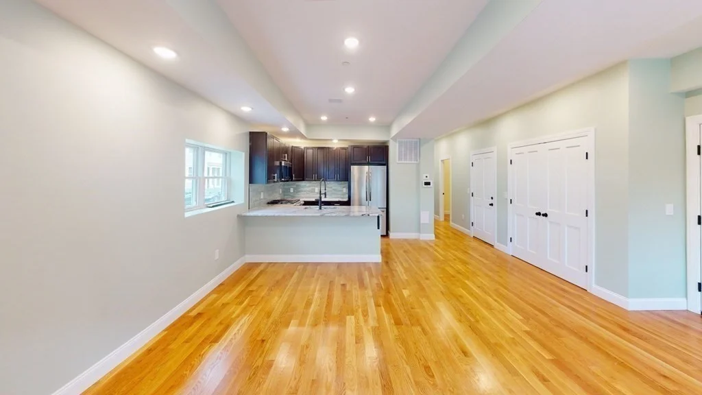 3 bed, 2 bath apartment for rent at 200 L St Unit 1, South Boston — photo 7 of 23