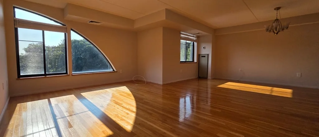 2 bed, 2 bath apartment for rent at 200 Ledgewood Dr Unit 606, Stoneham — photo 33 of 41