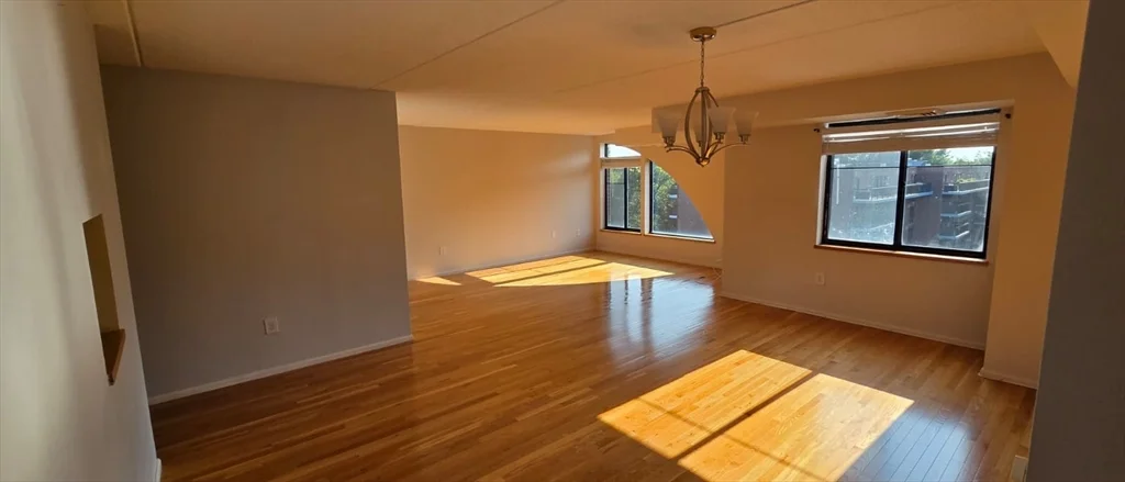 2 bed, 2 bath apartment for rent at 200 Ledgewood Dr Unit 606, Stoneham — photo 38 of 41