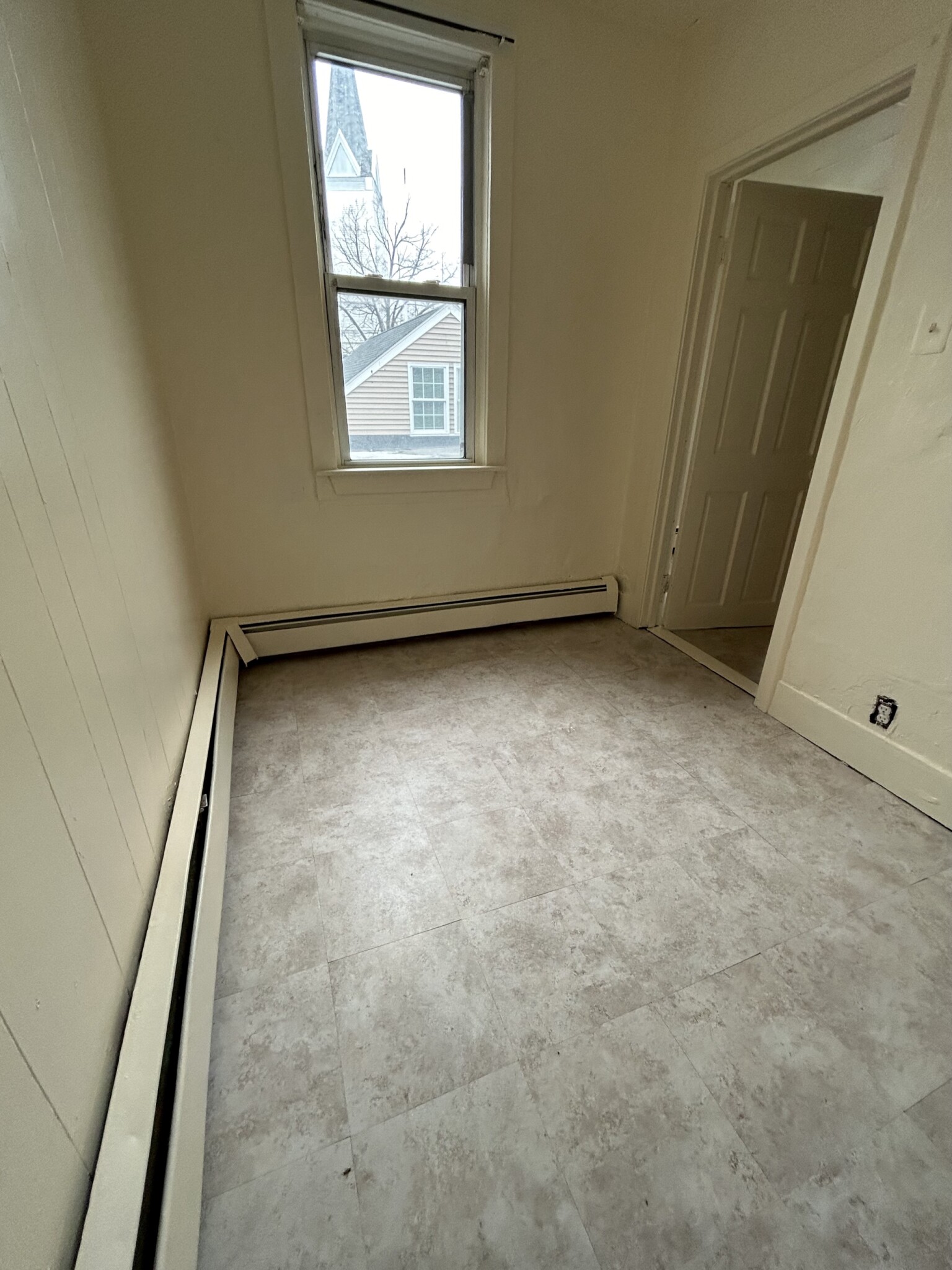 2 bed, 1 bath apartment for rent at 200 London St Unit 2, East Boston — photo 10 of 11