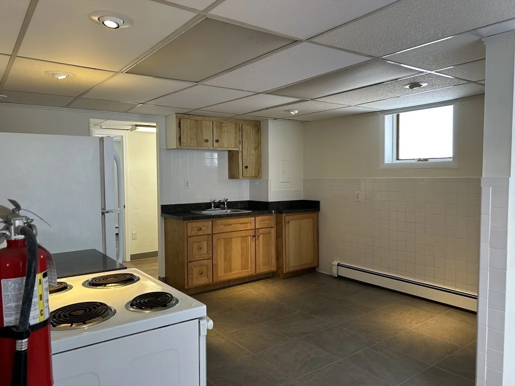 2 bed, 1 bath apartment for rent at 200 Main St Unit 1, Spencer — photo 14 of 25