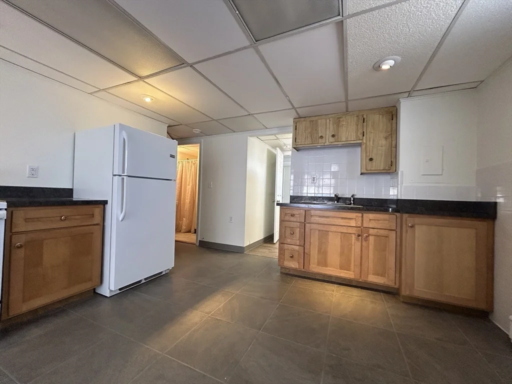2 bed, 1 bath apartment for rent at 200 Main St Unit 1, Spencer — photo 13 of 25