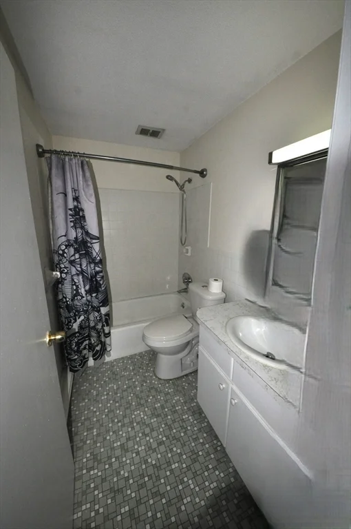 2 bed, 1 bath apartment for rent at 200 Manning Unit 23 A, Hudson — photo 11 of 12