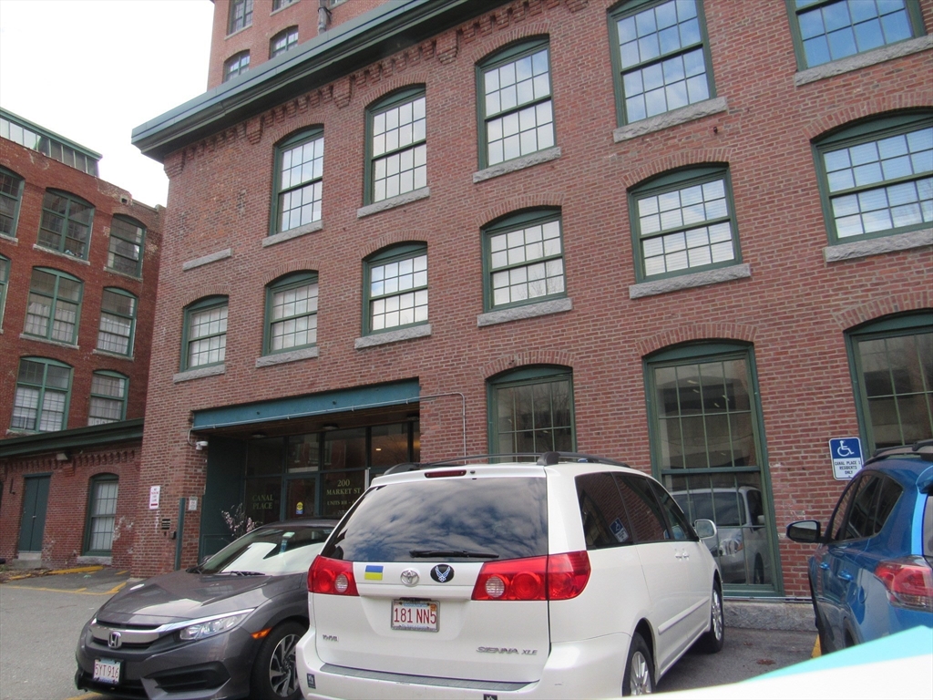 1 bed, 1 bath apartment for rent at 200 Market St Unit 120, Downtown — photo 1 of 13