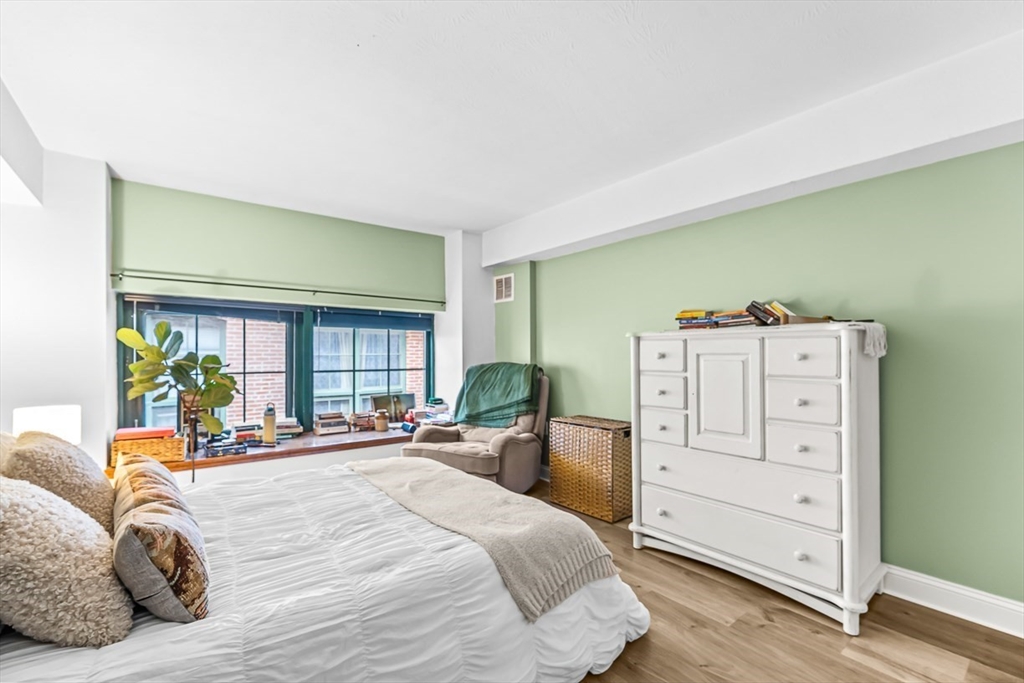 3 bed, 2 bath apartment for rent at 200 Market St Unit B51, Lowell — photo 15 of 25