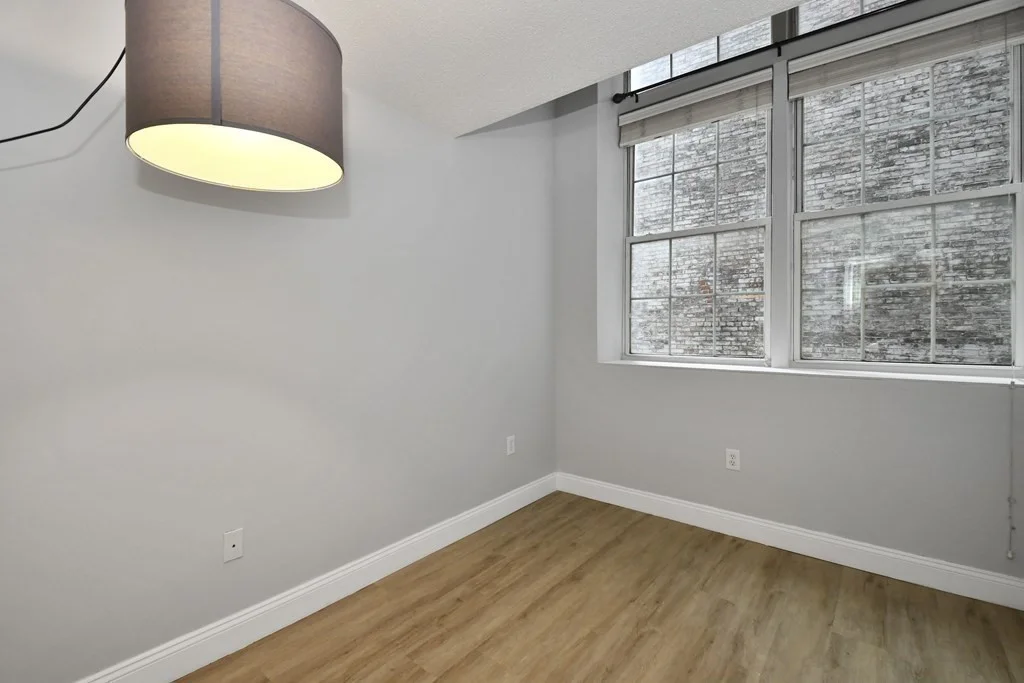 2 bed, 1 bath apartment for rent at 200 Market Unit 3305, Downtown — photo 9 of 15
