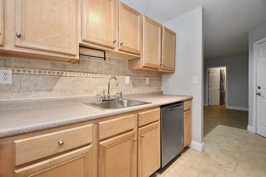 2 bed, 1 bath apartment for rent at 200 Market Unit 3305, Downtown — photo 4 of 15
