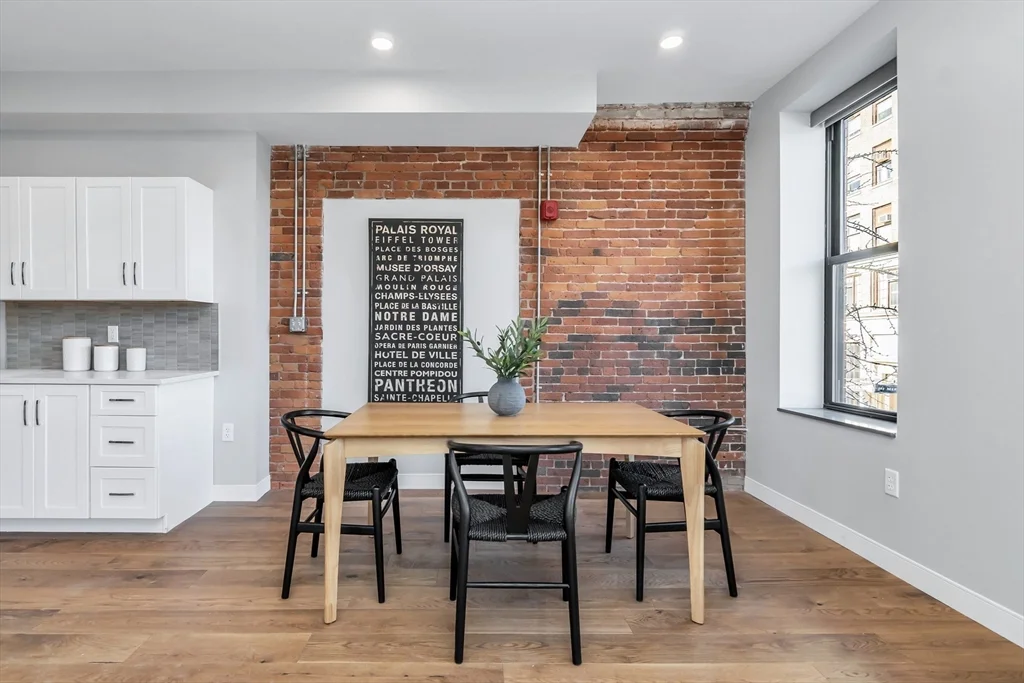1 bed, 1 bath apartment for rent at 200 Merrimack St Unit 201, Haverhill — photo 10 of 17