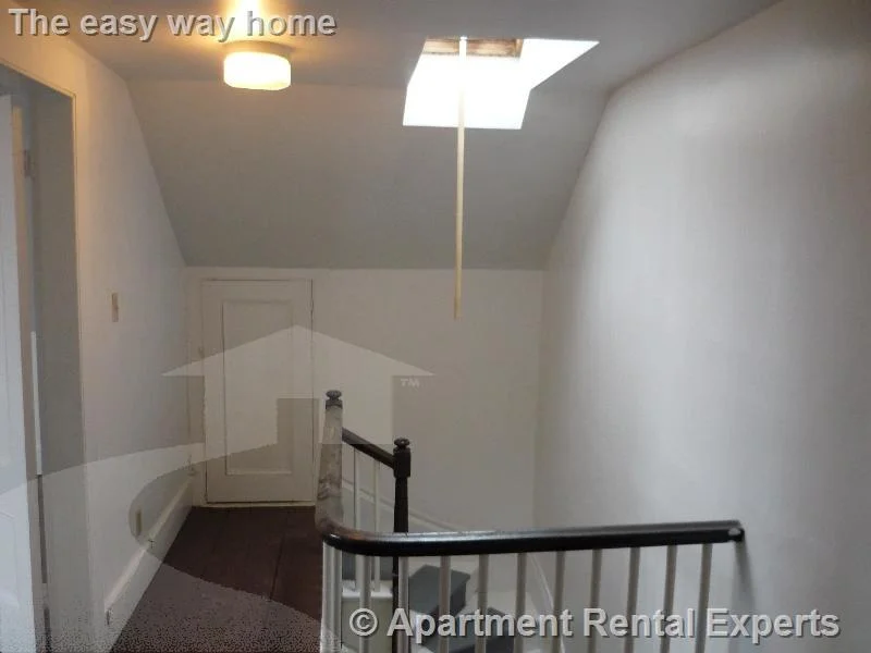 3 bed, 1 bath apartment for rent at 200 Norfolk St Unit 2, Central Square — photo 8 of 10