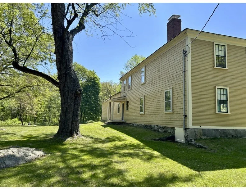 4 bed, 1 bath apartment for rent at 200 North Great Rd, Lincoln — photo 17 of 17