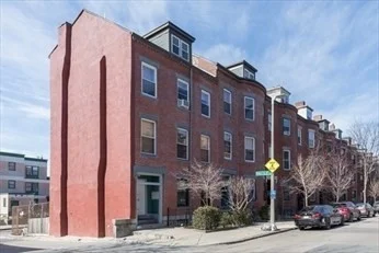 2 bed, 1 bath apartment for rent at 200 Northhampton St Unit 3, South End — photo 1 of 7