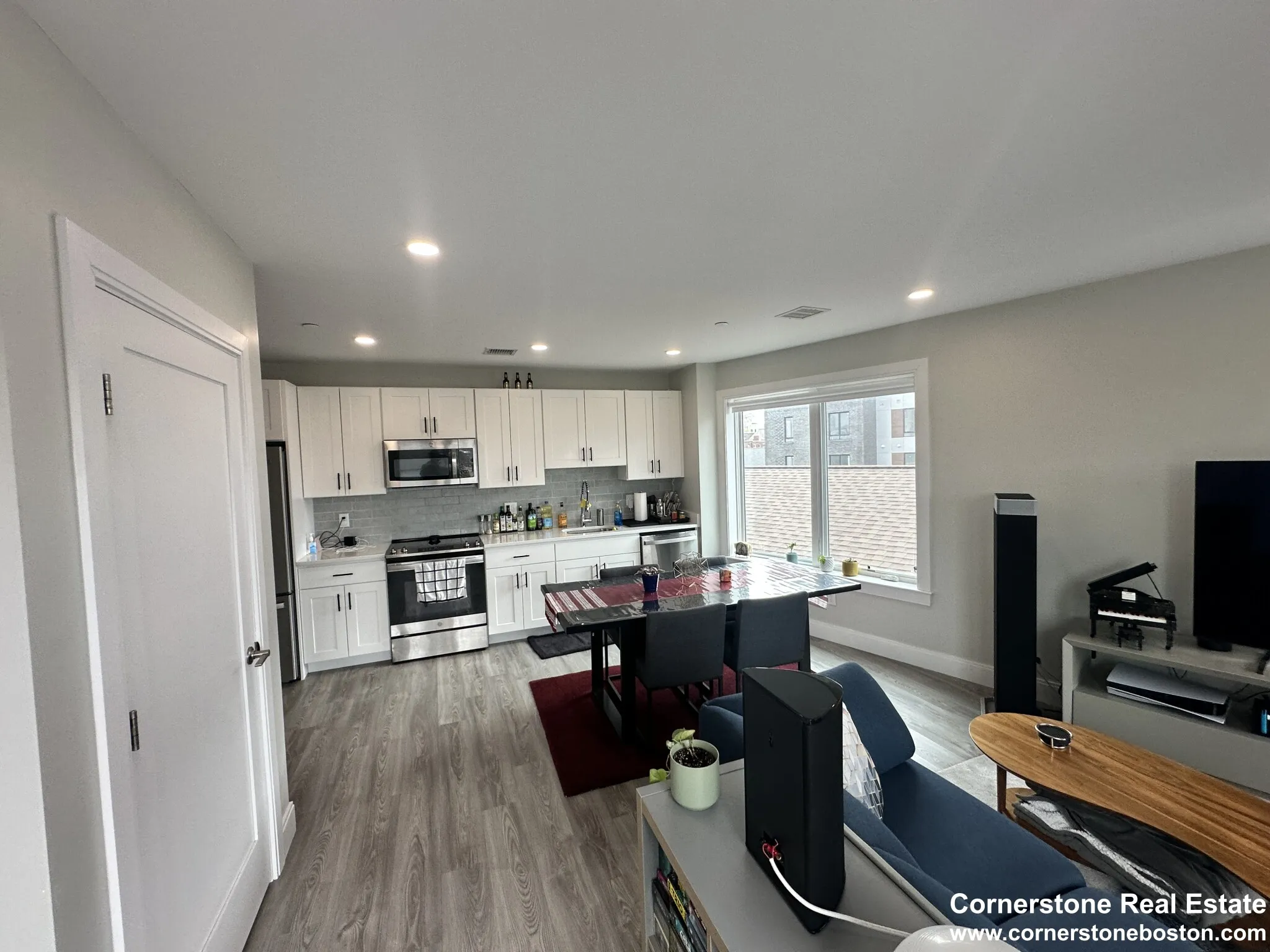 2 bed, 1 bath apartment for rent at 200 Old Colony Ave Unit 301, South Boston — photo 3 of 9