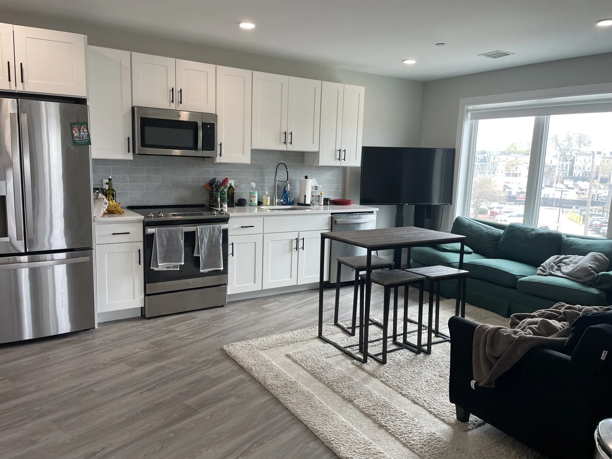 2 bed, 1 bath apartment for rent at 200 Old Colony Ave Unit 303, South Boston — photo 1 of 5