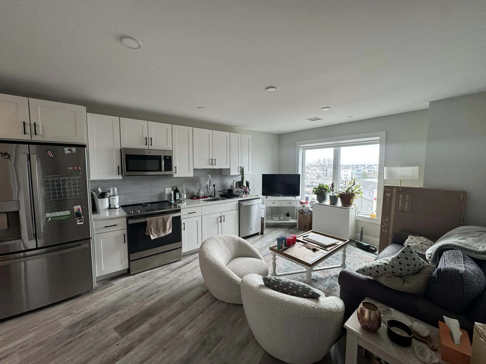 2 bed, 1 bath apartment for rent at 200 Old Colony Ave Unit 403, South Boston — photo 1 of 7