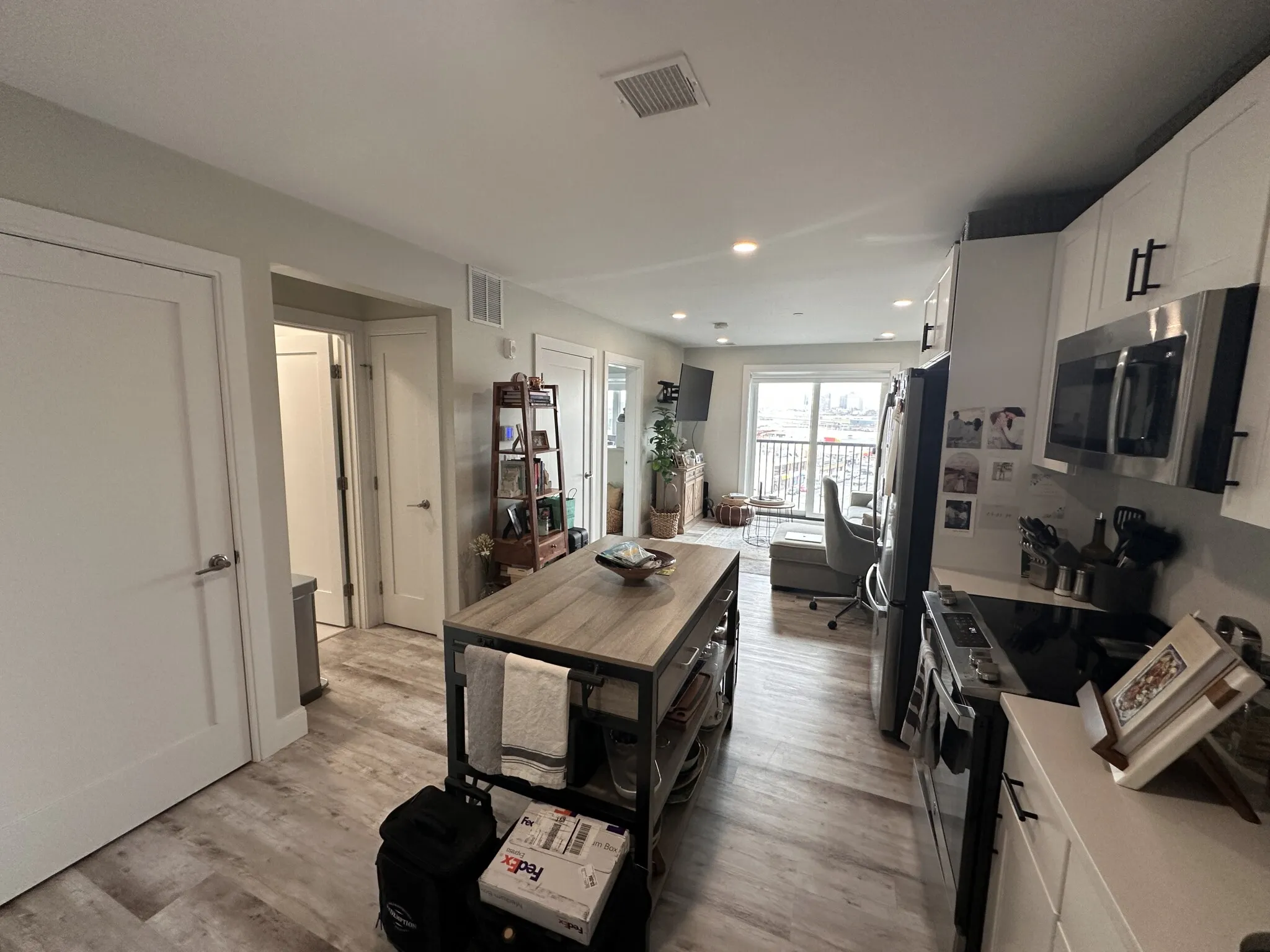 1 bed, 1 bath apartment for rent at 200 Old Colony Ave Unit 405, South Boston — photo 5 of 7