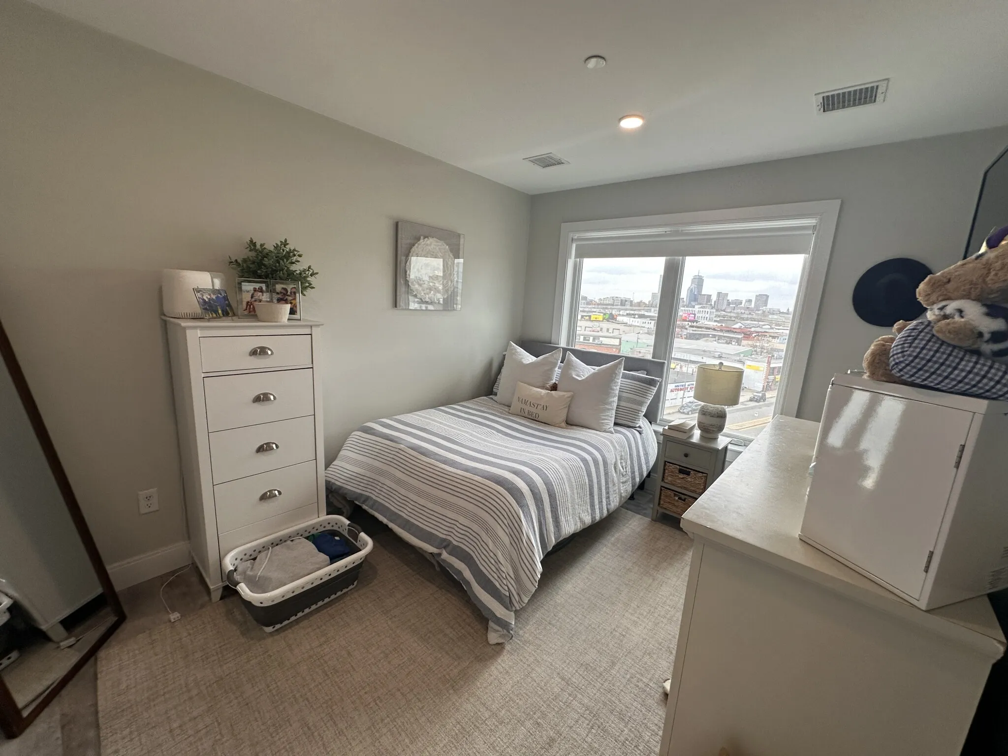 1 bed, 1 bath apartment for rent at 200 Old Colony Ave Unit 405, South Boston — photo 1 of 7
