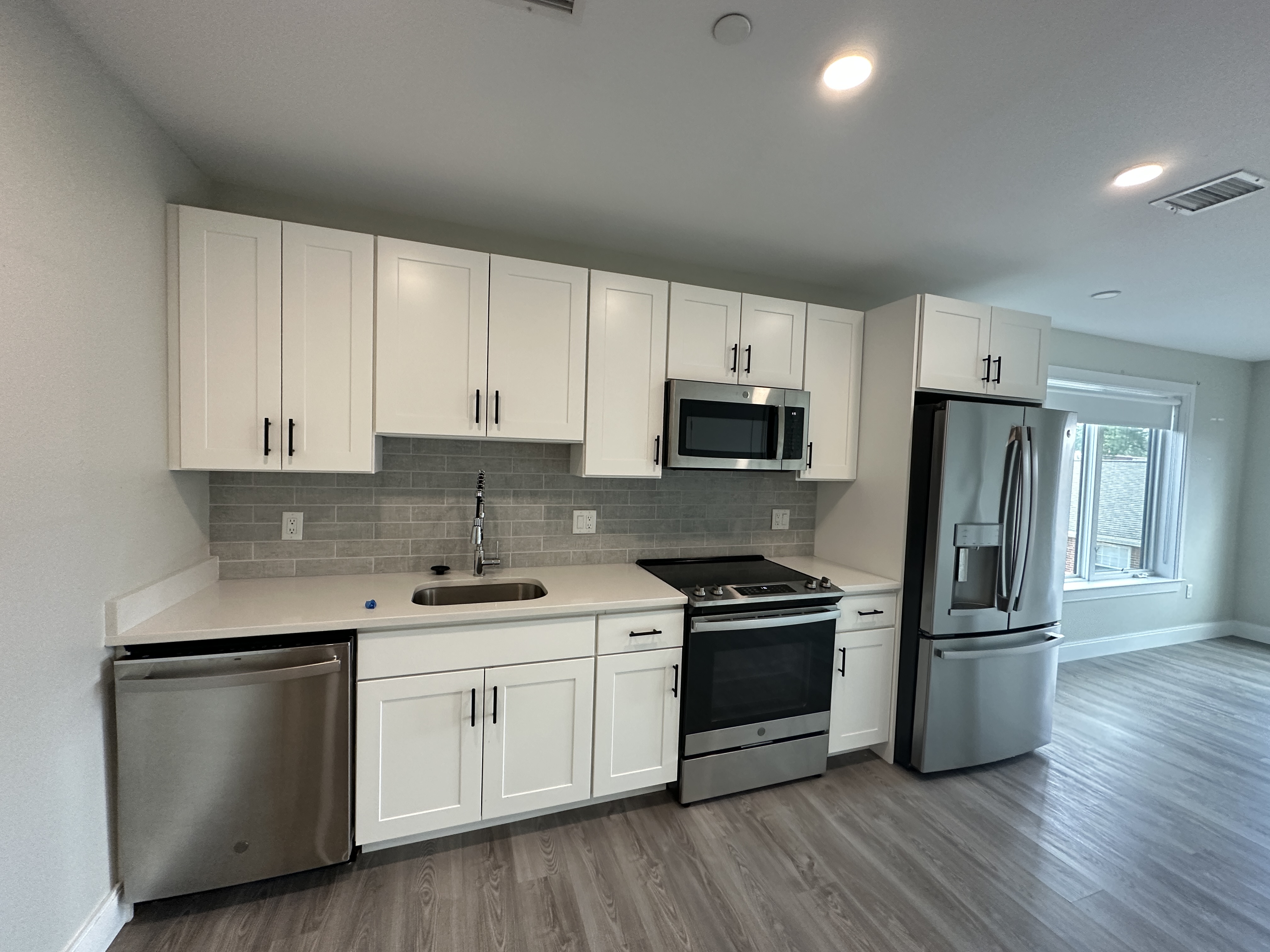 2 bed, 2 bath apartment for rent at 200 Old Colony Ave Unit 609, South Boston — photo 1 of 15