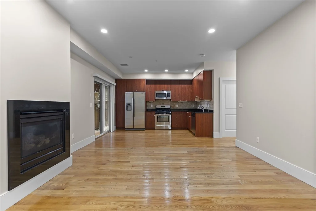 2 bed, 2 bath apartment for rent at 200 Silver St Unit 1, South Boston — photo 4 of 19