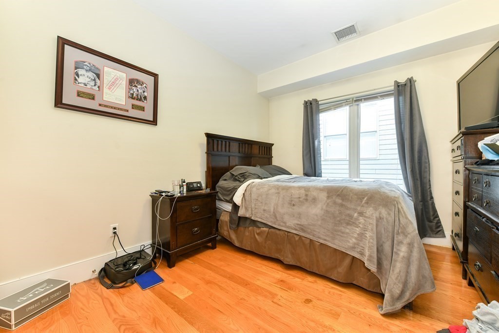 2 bed, 2 bath apartment for rent at 200 Silver St Unit 2, South Boston — photo 10 of 17