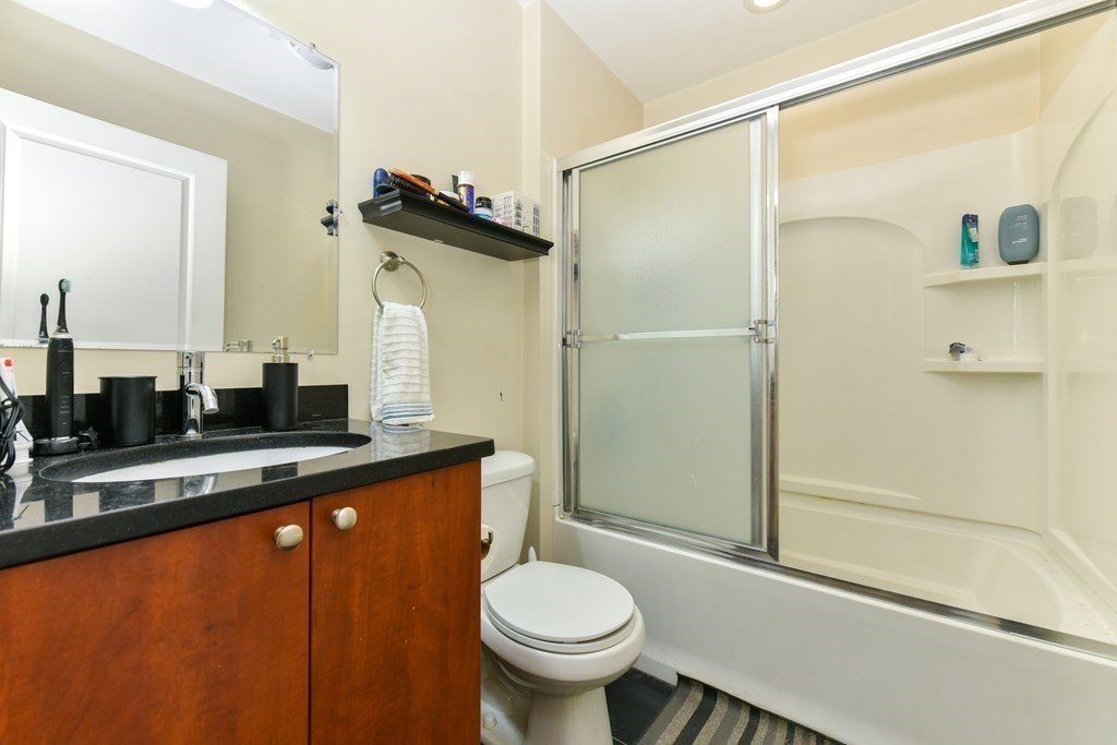 2 bed, 2 bath apartment for rent at 200 Silver St Unit 2, South Boston — photo 12 of 17